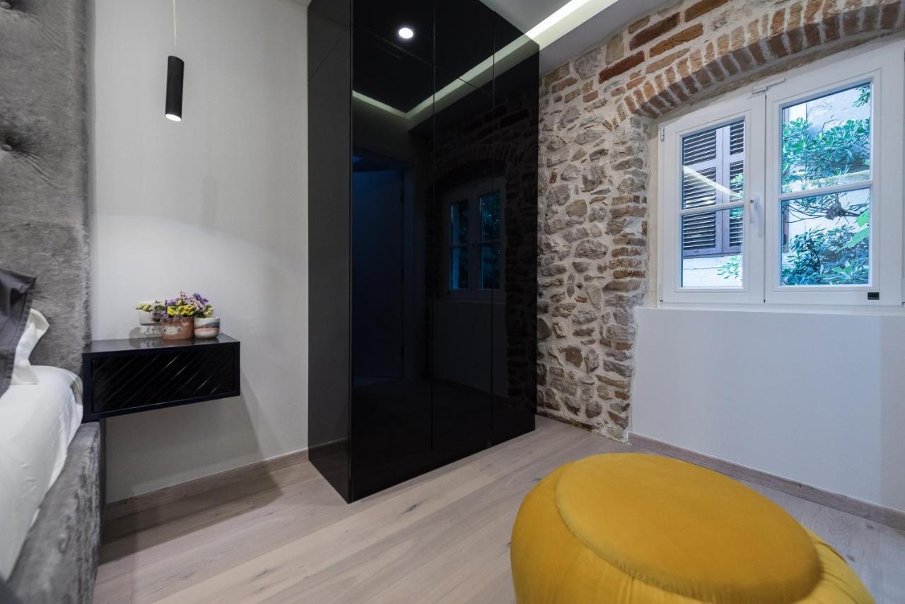 10 Heritage Rooms Zadar Bagian luar foto